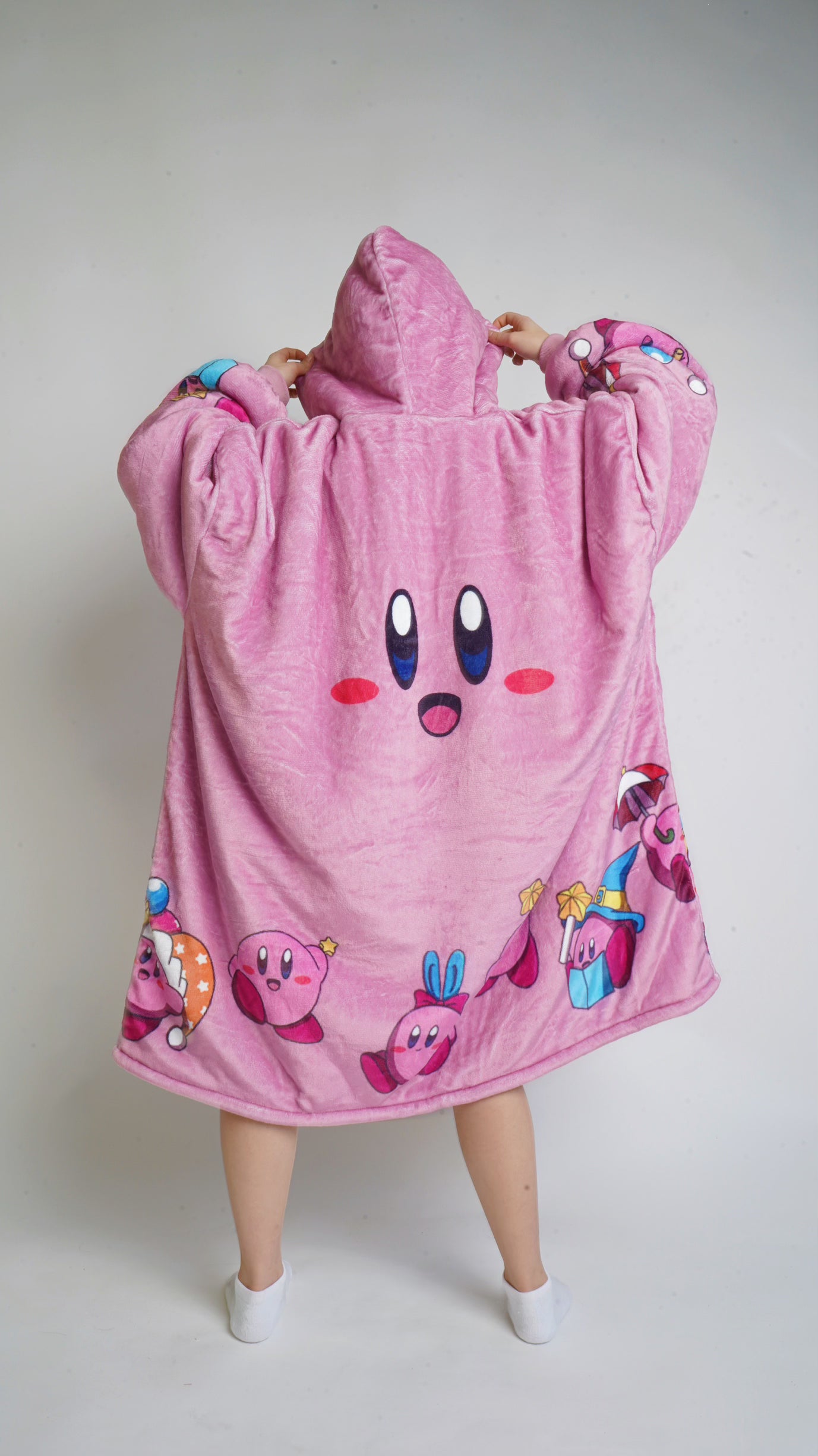 Kirby Kuschelpullover mit Decke