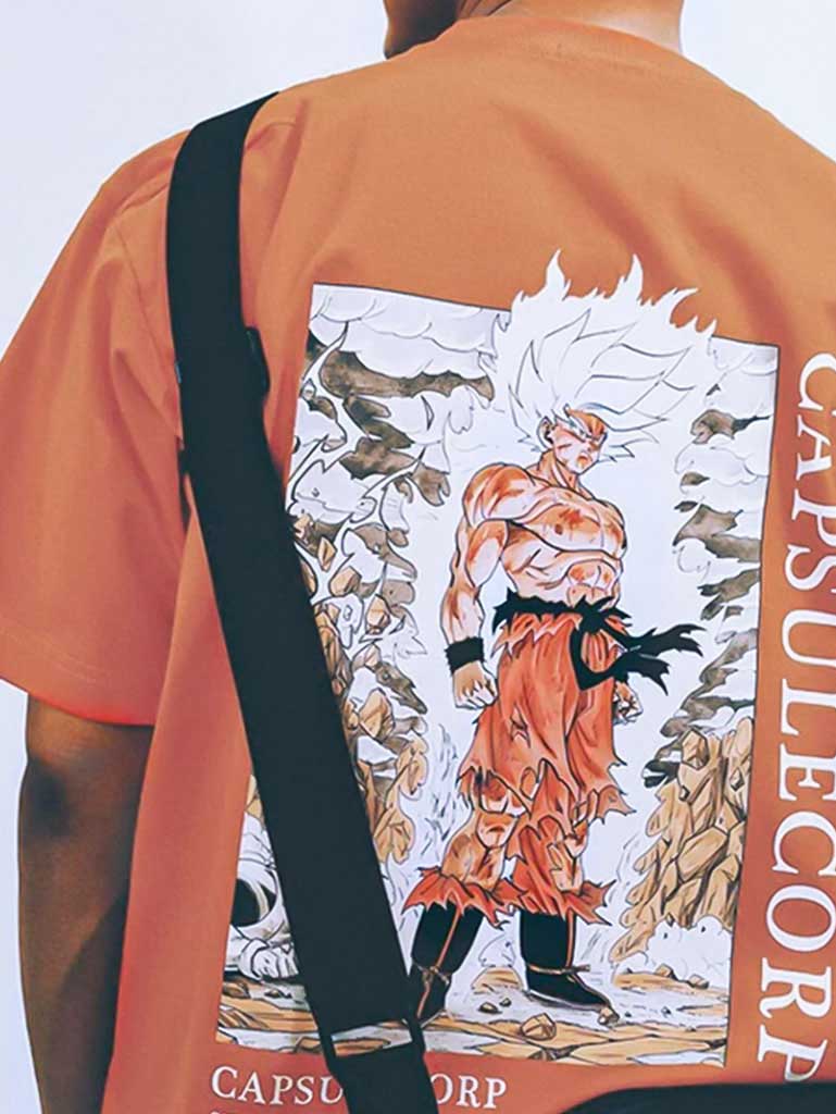 Saiyan 2-seitiges Retro Orange T-Shirt