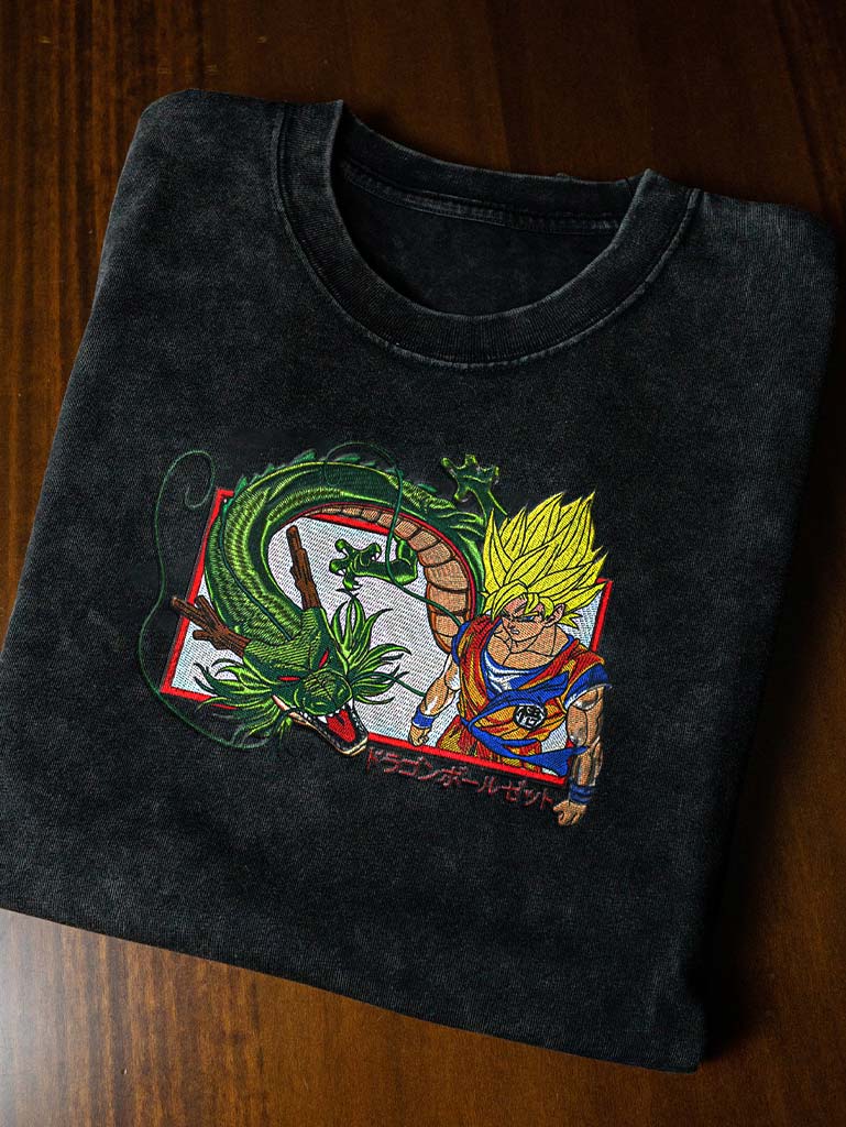 Shenron Stickerei-T-Shirt
